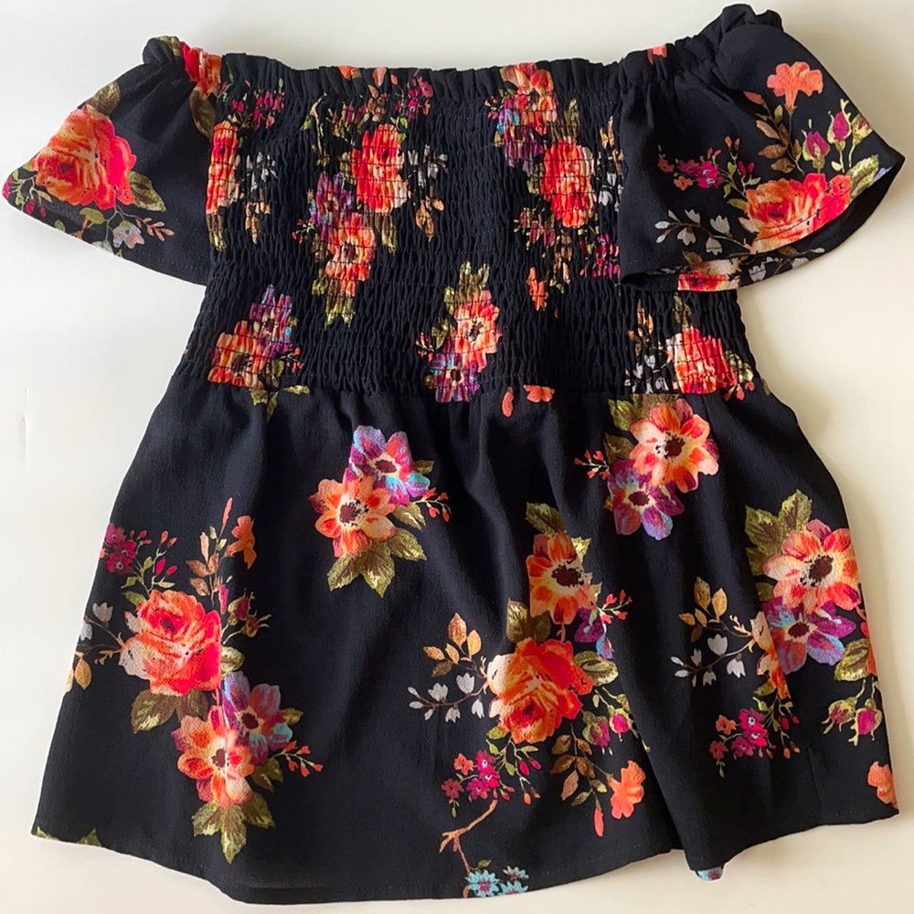 Women’s off the shoulder blouse